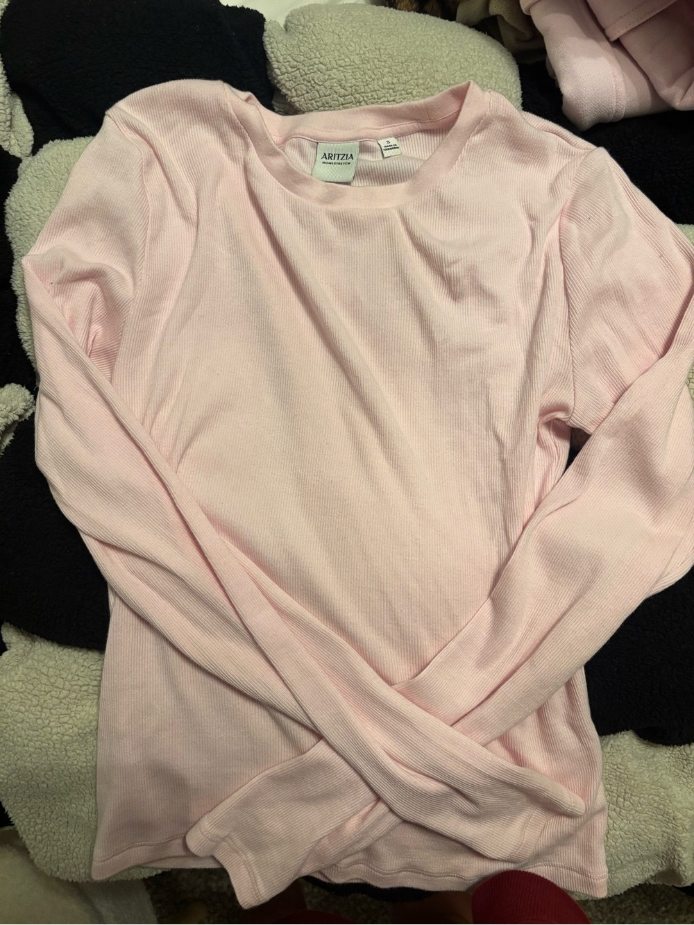 Aritzia Light Pink Ribbed Long-Sleeve Tee